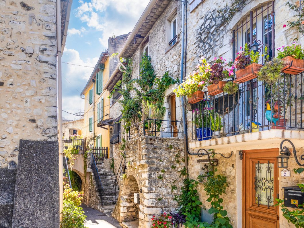 VILLAGE LA COLLE SUR LOUP67